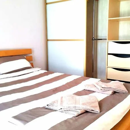 Vef Apartment, 38 Araisu * Riga